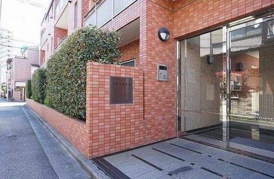 エントランス　ポルタ西新宿