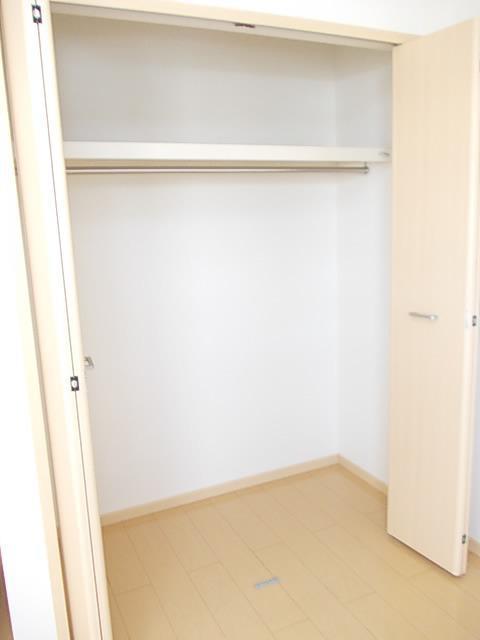 収納　クローゼット