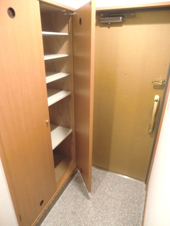 玄関　※別室参考写真