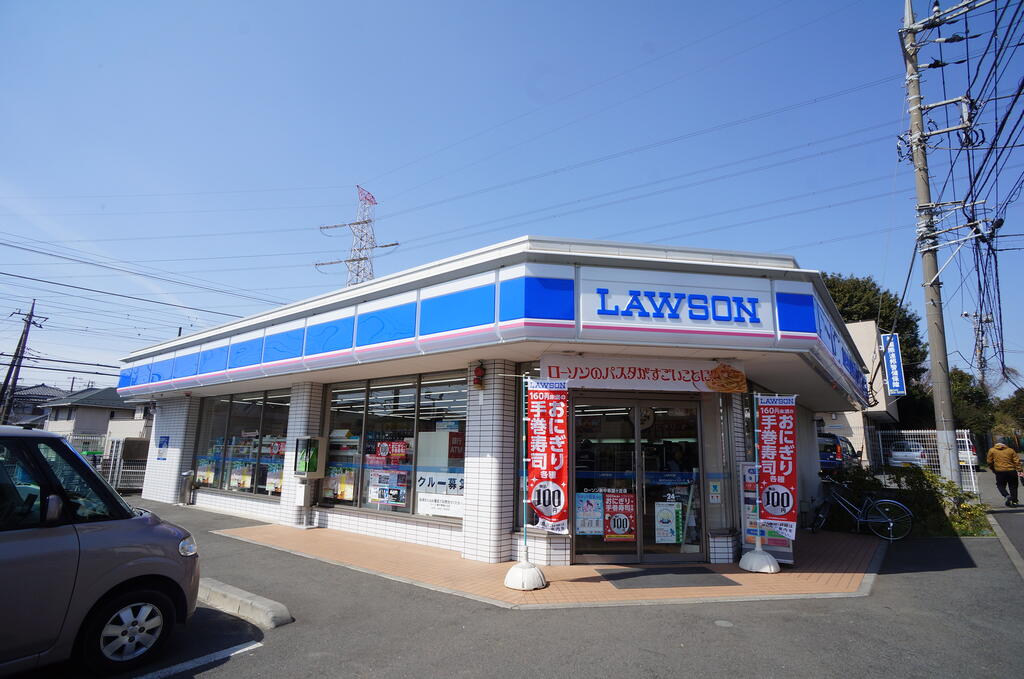 コンビニ　ローソン新中希望ヶ丘店（コンビニ）まで724m