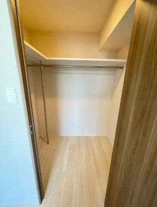 収納　別タイプ部屋　参考写真です