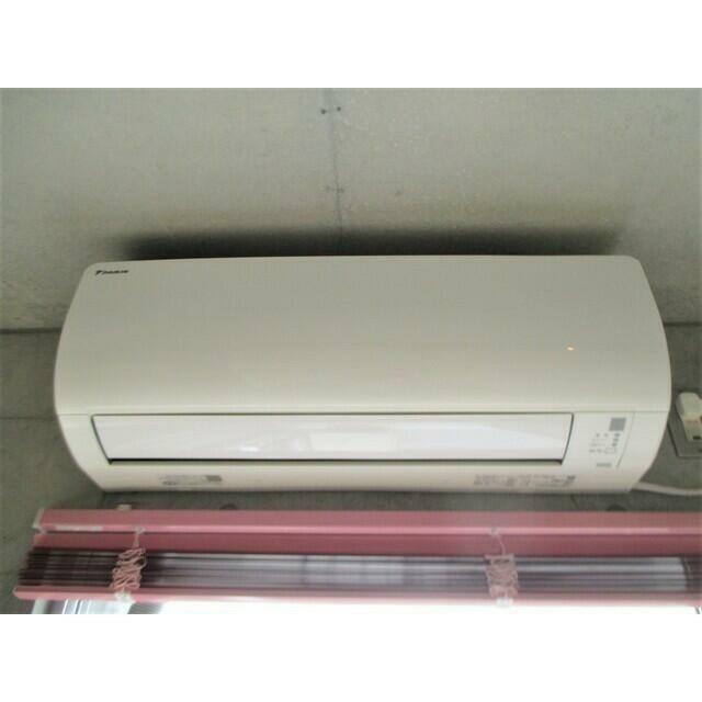 その他設備　エアコン１基（2303)