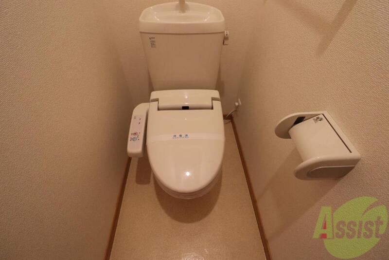 トイレ　ウォッシュレット付きトイレです