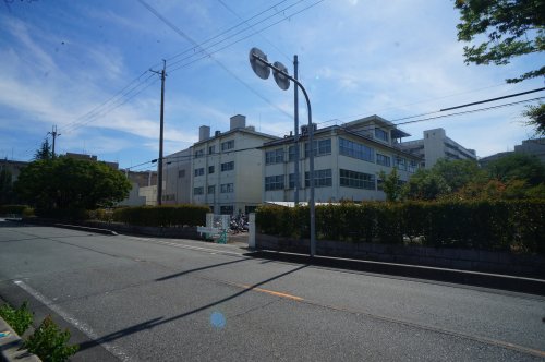 大学・短大　奈良県立医科大学（大学・短大）まで527m