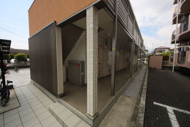 エントランス　★見学希望等はタウンハウジング中央林間店までお気軽に♪★
