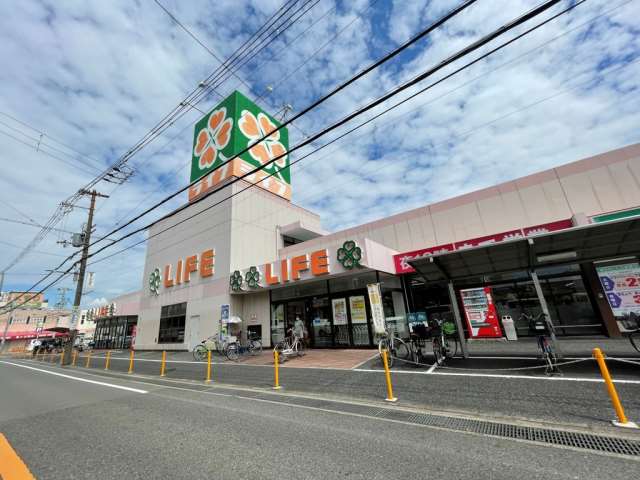 スーパー　ライフ福泉店（スーパー）まで970m