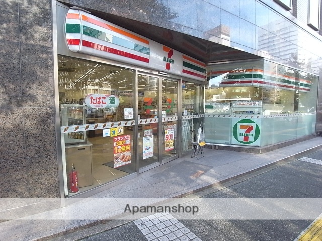 コンビニ　セブン－イレブン名古屋丸の内３大津通店（コンビニ）まで710m