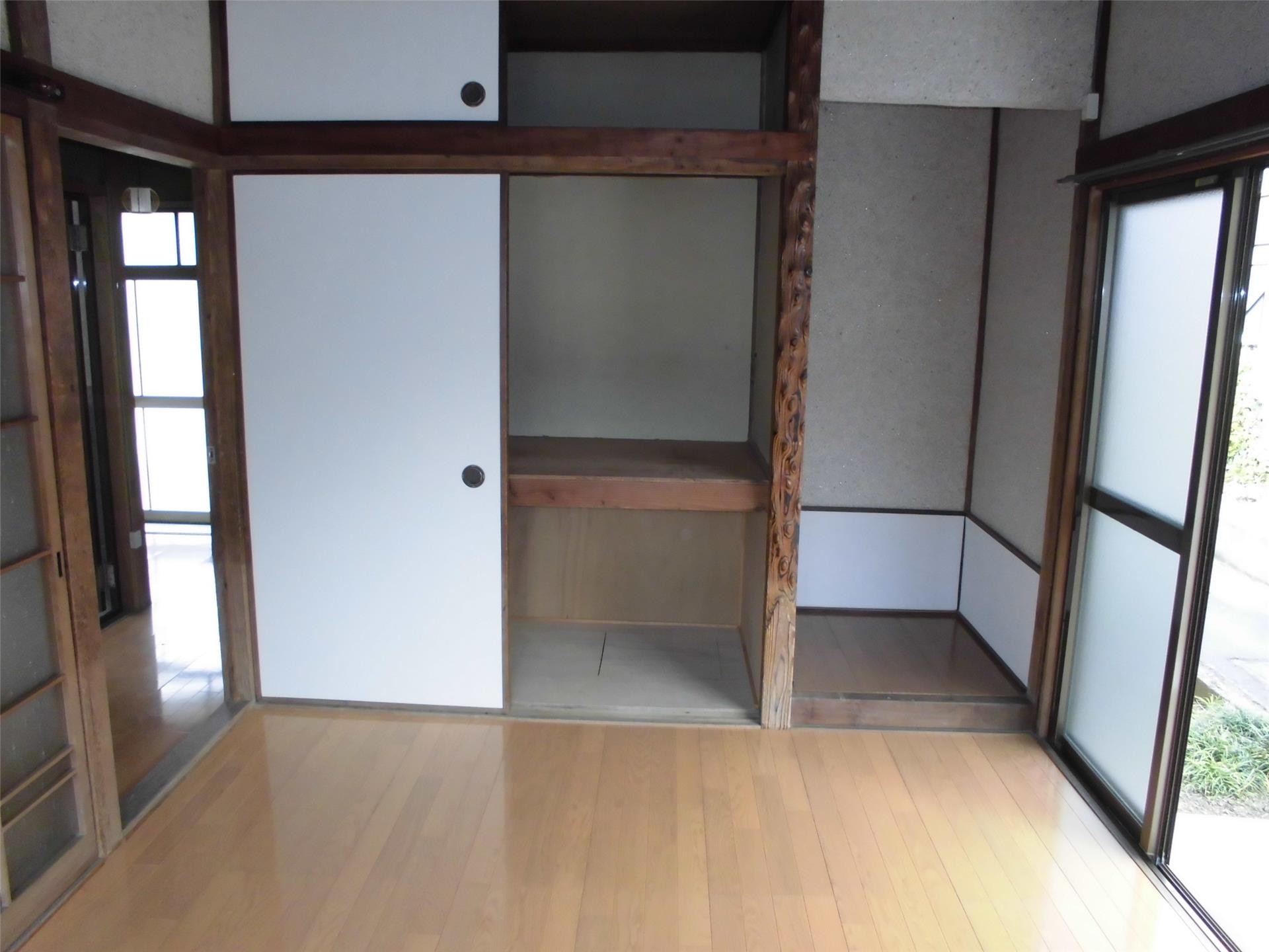 ＪＲ山陽本線 安芸中野駅 徒歩4分 1階建 築51年の内装写真