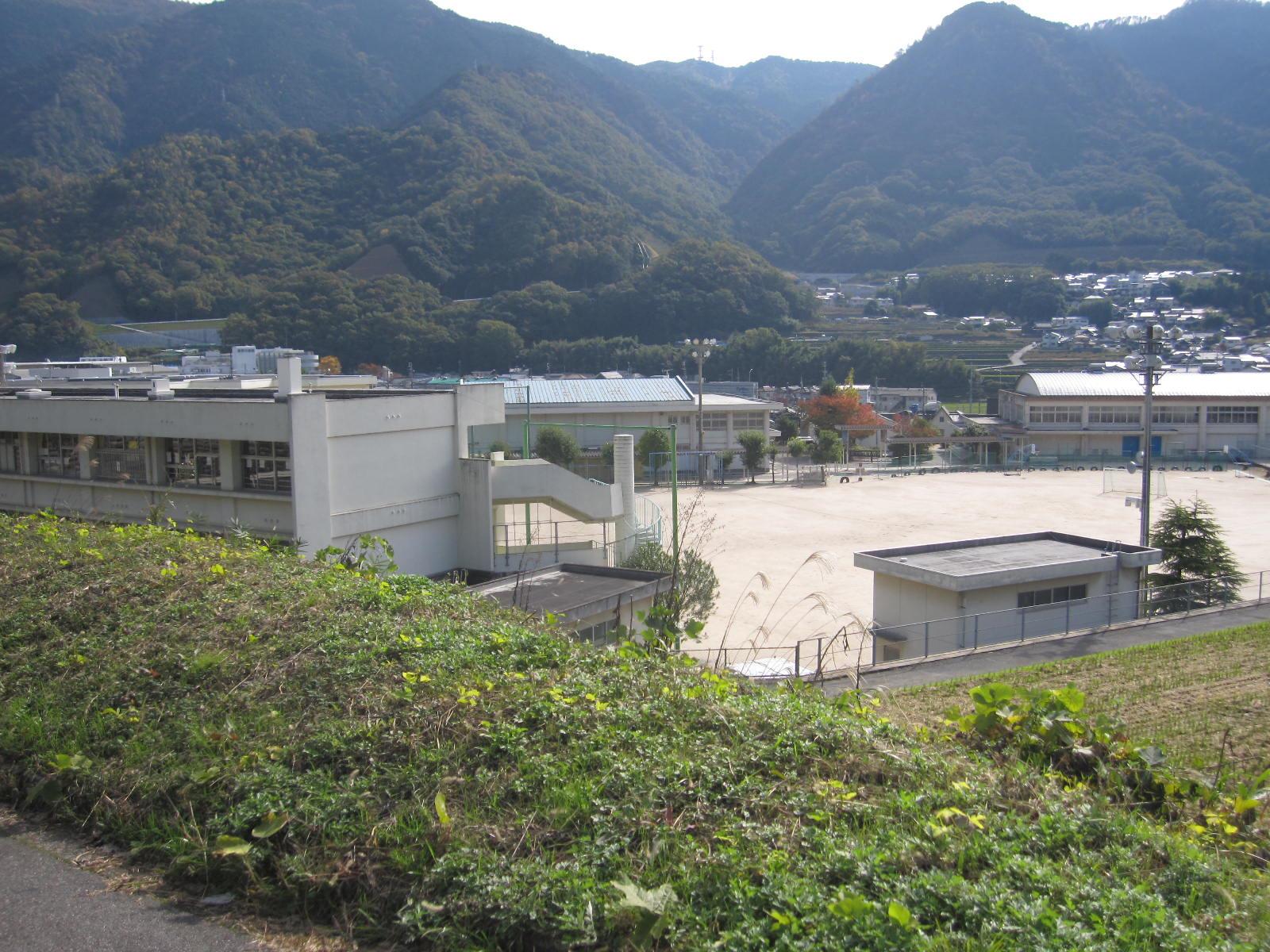 ＪＲ山陽本線 安芸中野駅 徒歩4分 1階建 築51年の周辺写真
