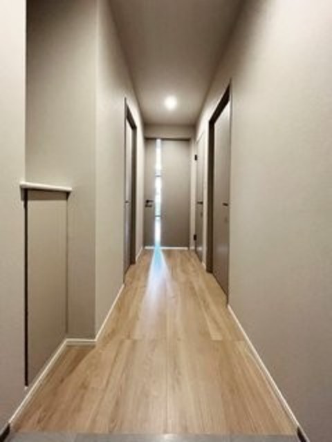玄関　※写真は同タイプ住戸です。