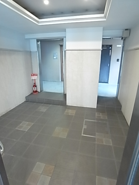 ロビー　建物の内部です