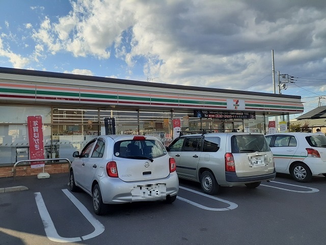 コンビニ　セブンイレブン宇都宮上鶴田店（コンビニ）まで550m