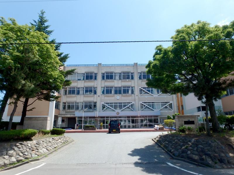 小学校　城下小学校（小学校）まで90m