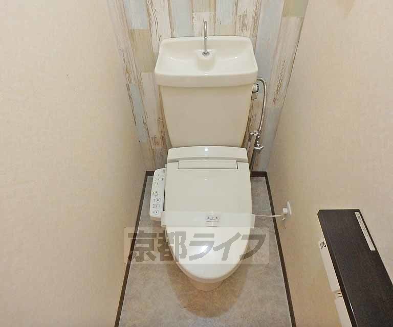 トイレ　シンプルで使いやすいトイレスペース
