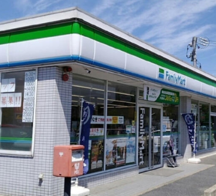 コンビニ　ファミリーマート東海渡内店（コンビニ）まで160m