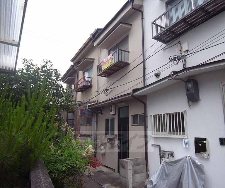 建物外観　・お問い合わせは京都ライフまで・