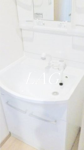 洗面設備　独立洗面台です。