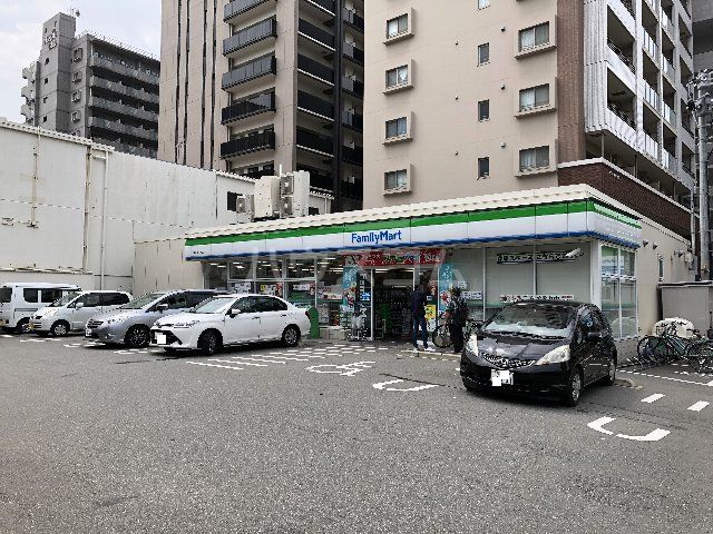 コンビニ　ファミリーマート 博多東住吉店（コンビニ）まで347m
