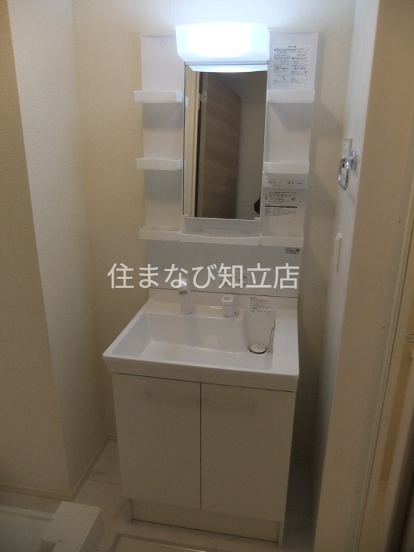 洗面設備　同型別部屋写真