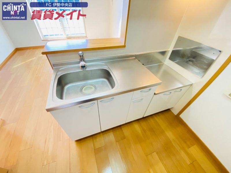 キッチン　同型タイプの写真です