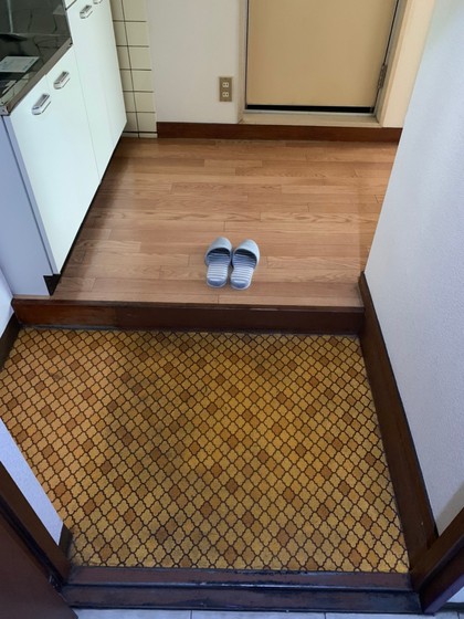 玄関　※別部屋の写真です