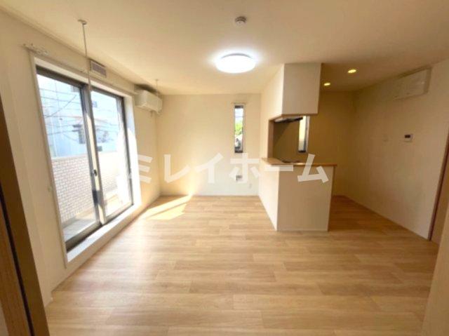 居室・リビング　同建物内、別のお部屋の参考写真になります。同建物内、別のお部