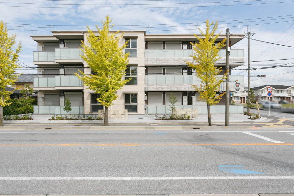 建物外観　積水ハウス施工の賃貸住宅「シャーメゾン」エレベーター、Ｗｉ…