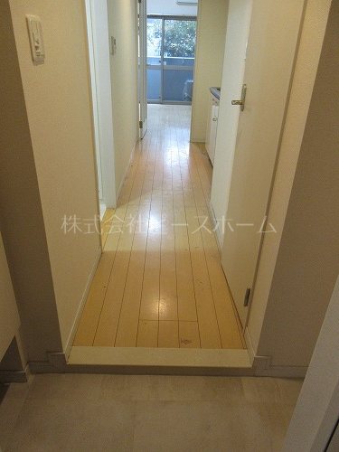 玄関　※内装中　別号室参考写真