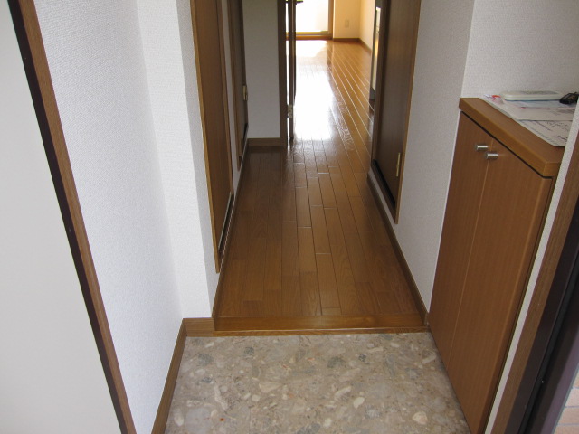 玄関　ヴァレ谷上(Good Home)