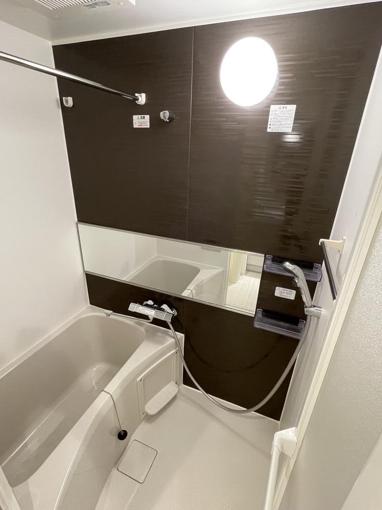 バス・シャワールーム　同間取り・別部屋参考写真