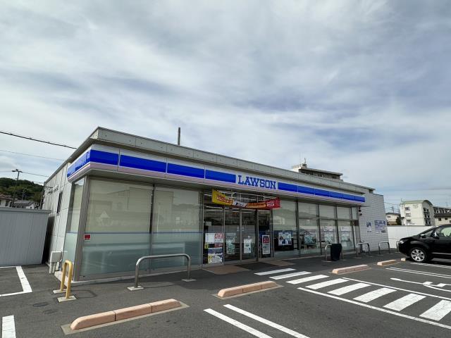 コンビニ　ローソン里庄町里見店（コンビニ）まで1681m