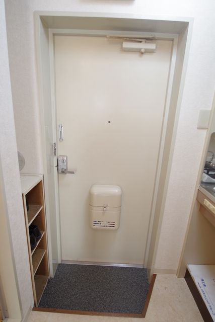 玄関　★お問い合わせはタウンハウジング町田店まで★