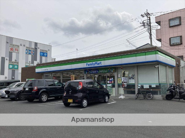 コンビニ　ファミリーマートサンズ中央林間四丁目店（コンビニ）まで380m