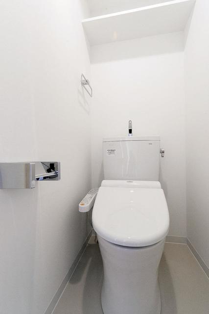 トイレ　※写真は同タイプ住戸です。