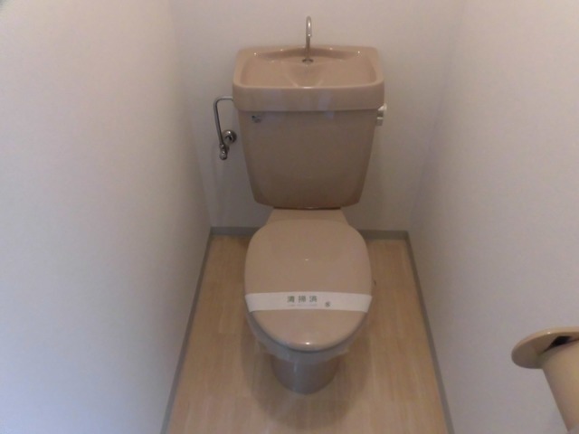トイレ　清潔感のあるキレイなトイレです