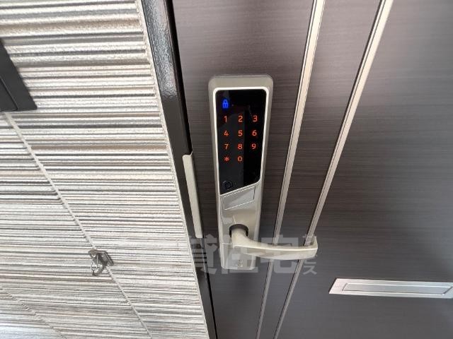 玄関　電子錠
