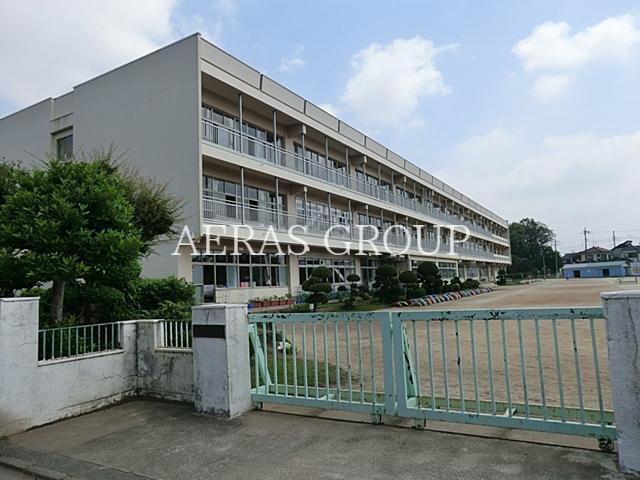 小学校　桶川市立桶川西小学校（小学校）まで1138m