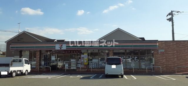 コンビニ　セブンイレブン基山北（コンビニ）まで1078m