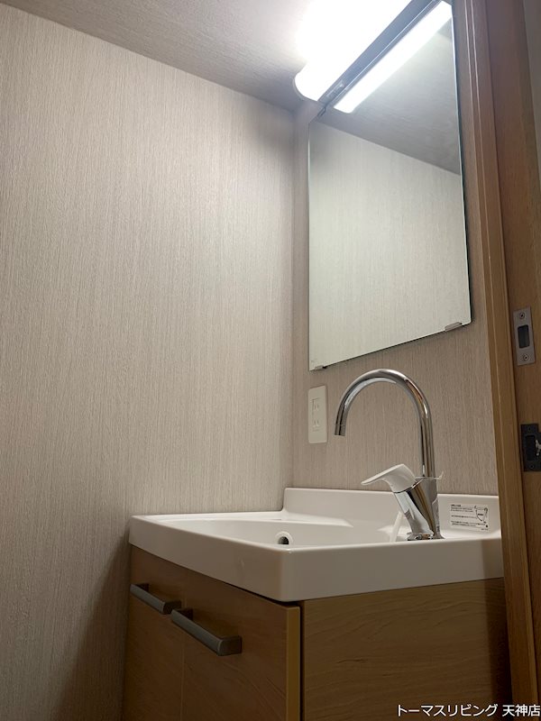 洗面設備　※別号室の参考写真です。
