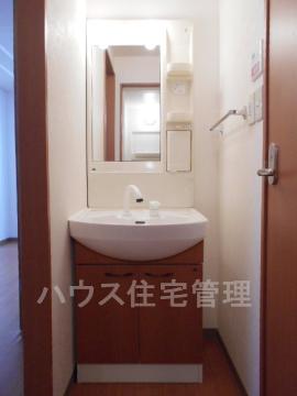 洗面設備　洗髪洗面化粧台