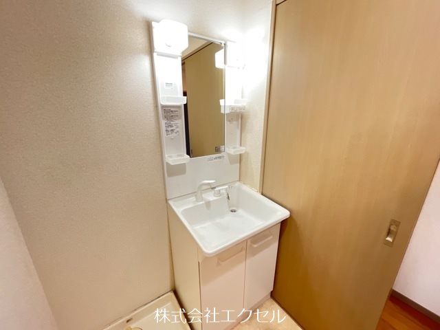 洗面設備　忙しい朝に便利なシャンプードレッサー。