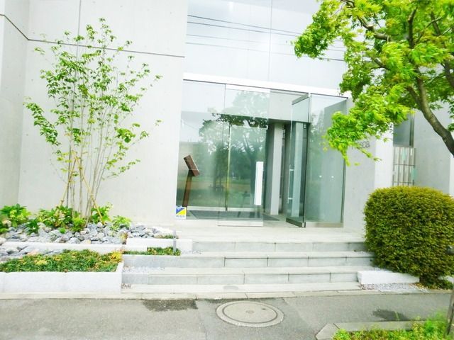 エントランス　★お洒落なエントランスです★