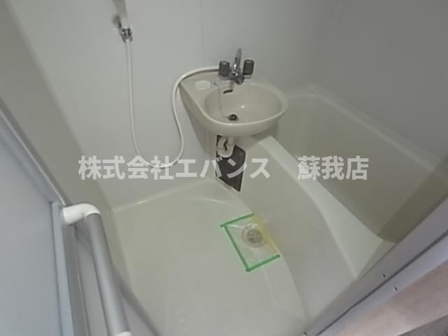 バス・シャワールーム　日々の疲れを癒すお風呂付です