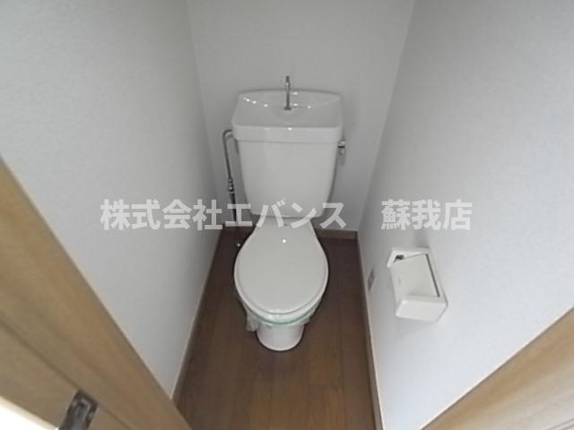 トイレ　清潔感のあるトイレです