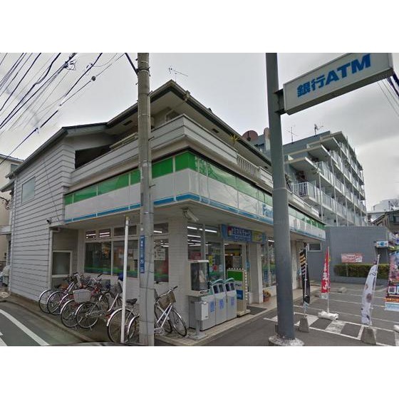 コンビニ　ファミリーマート朝霞本町二丁目店（コンビニ）まで58m