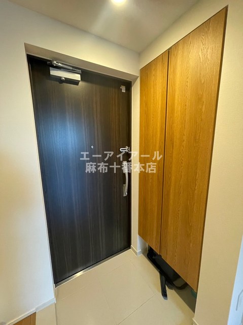 玄関　別部屋の参考写真です