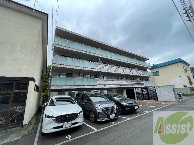 建物外観　札幌市中央区南１２条西「エフェクト南１２条」