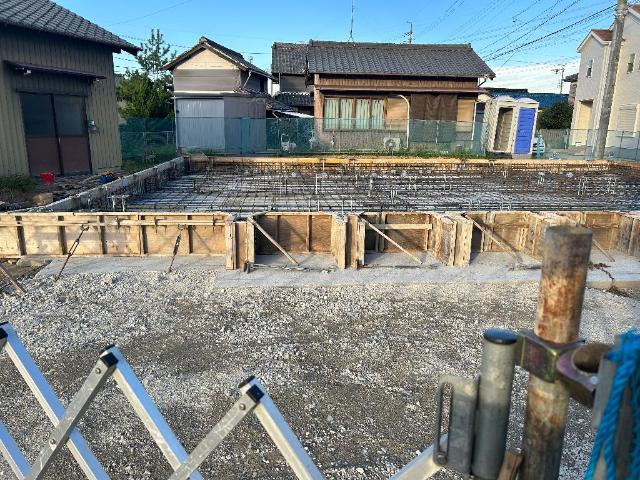 建物外観　建築現場