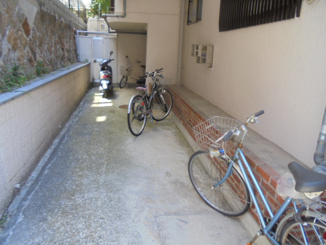 駐車場　駐輪場