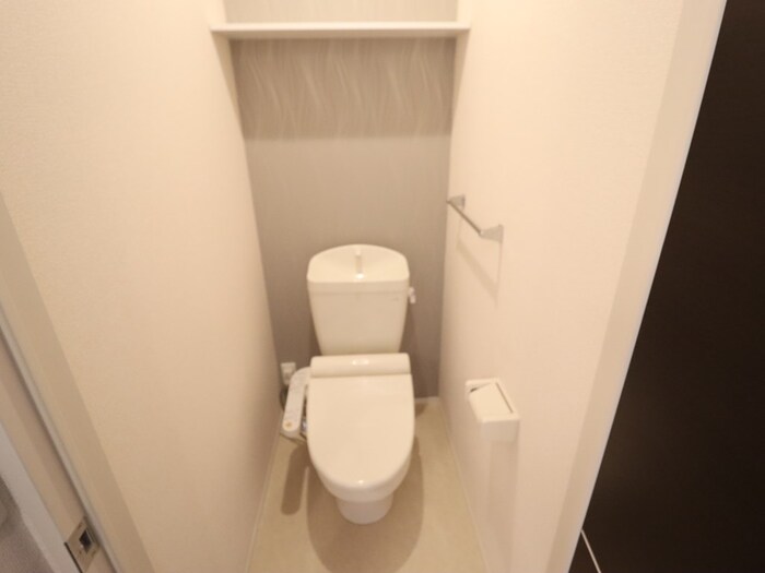 トイレ　落ち着いたトイレです